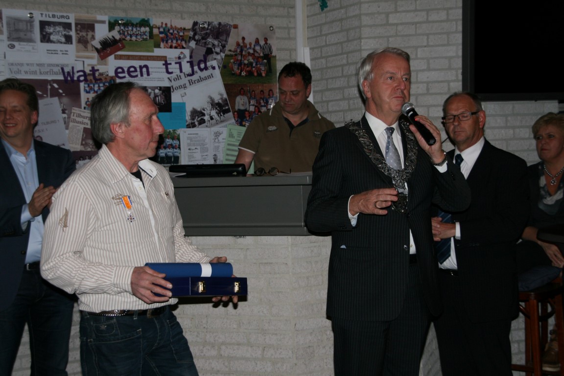 jubilarissenavond 15 maart 2013 079.JPG